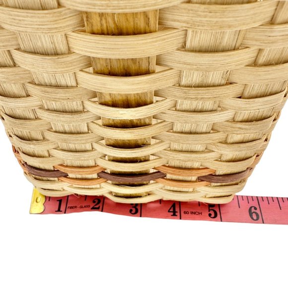 Handmade Basket Falling Leaves Square Shaped with Handle and Leaves Decoration - Picture 13 of 16